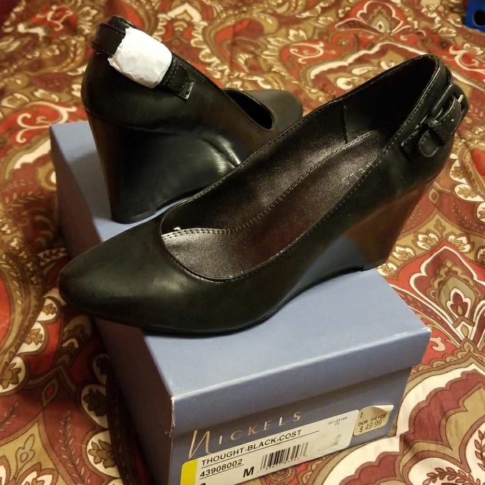 SOLD --Women's Black Wedges